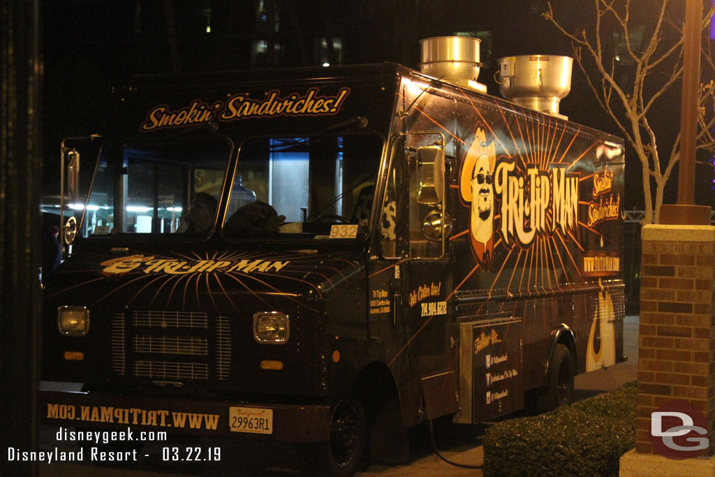 A trip tip food truck this evening, no Habbit truck.