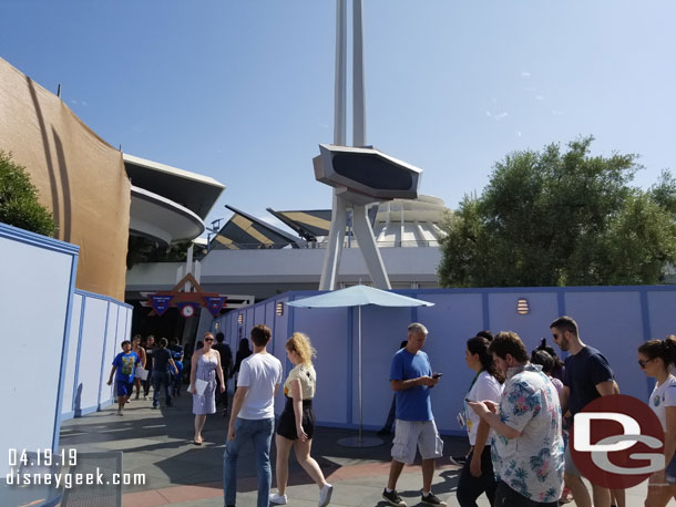 Walls are up around the Path of the Jedi queue too.