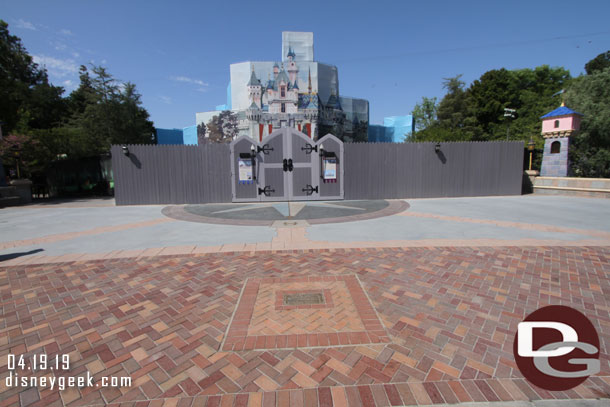 A wide look at the castle status and new brickwork in the foreground. Also notice the projector tower on the right is repainted.