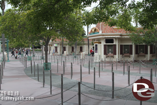 No lines at the ticket booth this morning at 7:46 am 