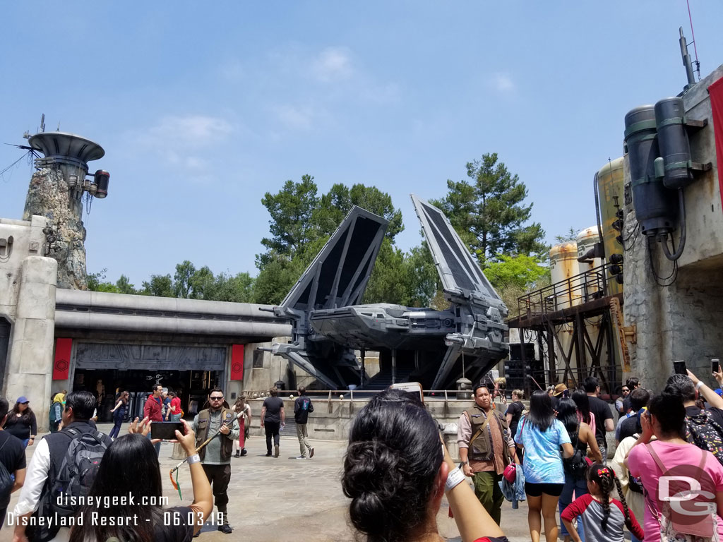 Entering the First Order area on the end of town.  The large group heading to the right was going to queue up for Cantina reservations. 