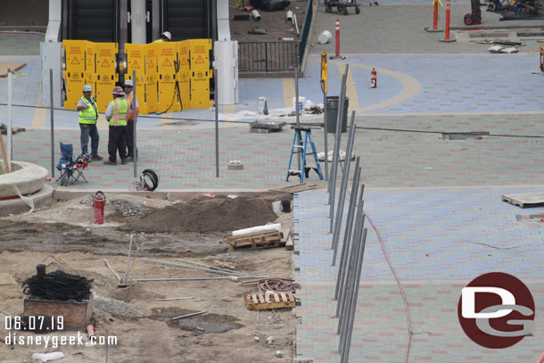 A closer look at the poles for the new temporary fence for the work zone to shift.