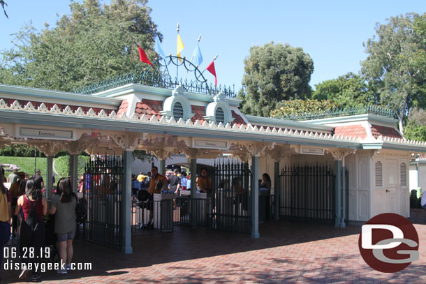 Arriving at Disneyland around 4:15pm.