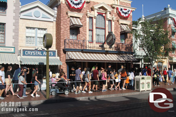 No one waiting for the parade yet on the sunny side of the street.  Traffic was congested on the walkway portion.