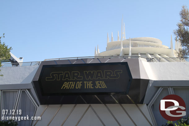 Star Wars Path of the Jedi has returned to Tomorrowland now that the Toy Story preview has concluded.