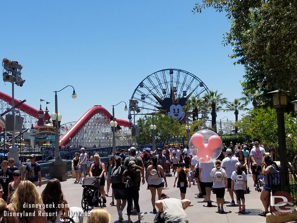 Making my way toward Paradise Gardens Park and Pixar Pier.