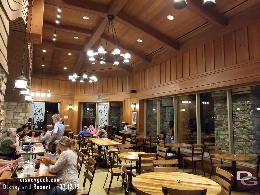 A look around the dining area.