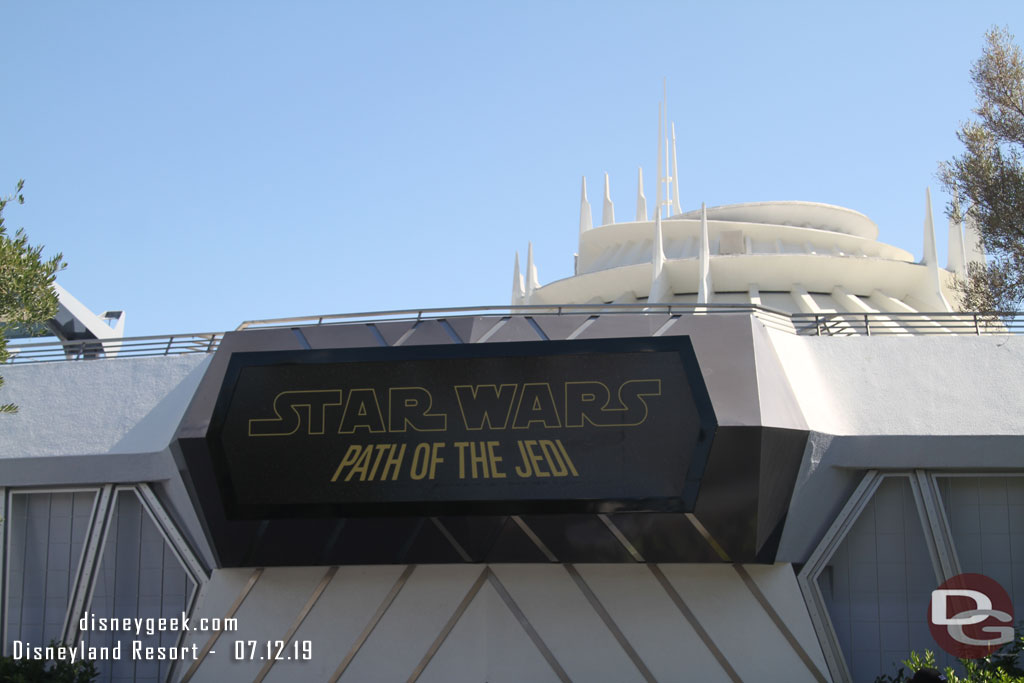 Star Wars Path of the Jedi has returned to Tomorrowland now that the Toy Story preview has concluded.