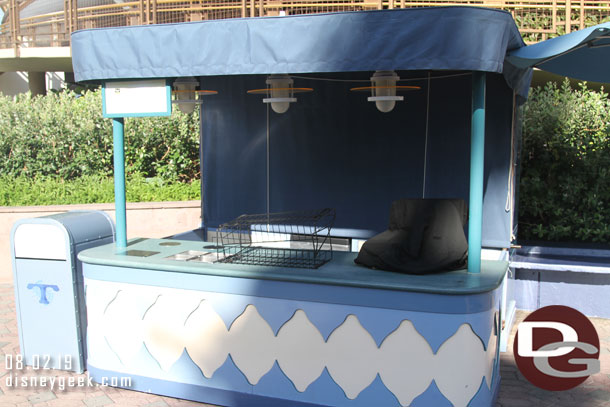 Noticed the drink stand in Tomorrowland was closed too.