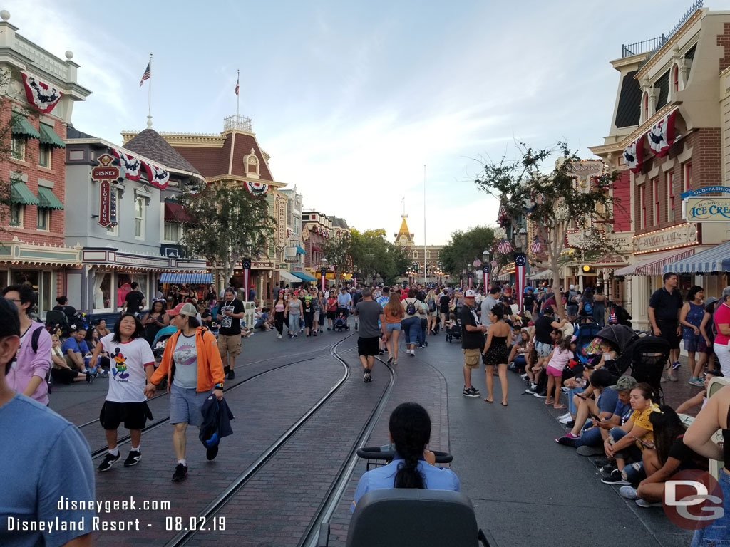 Curb seating is now full and some second and third rows were filled in too.  2.5 hrs to go till the parade returns.