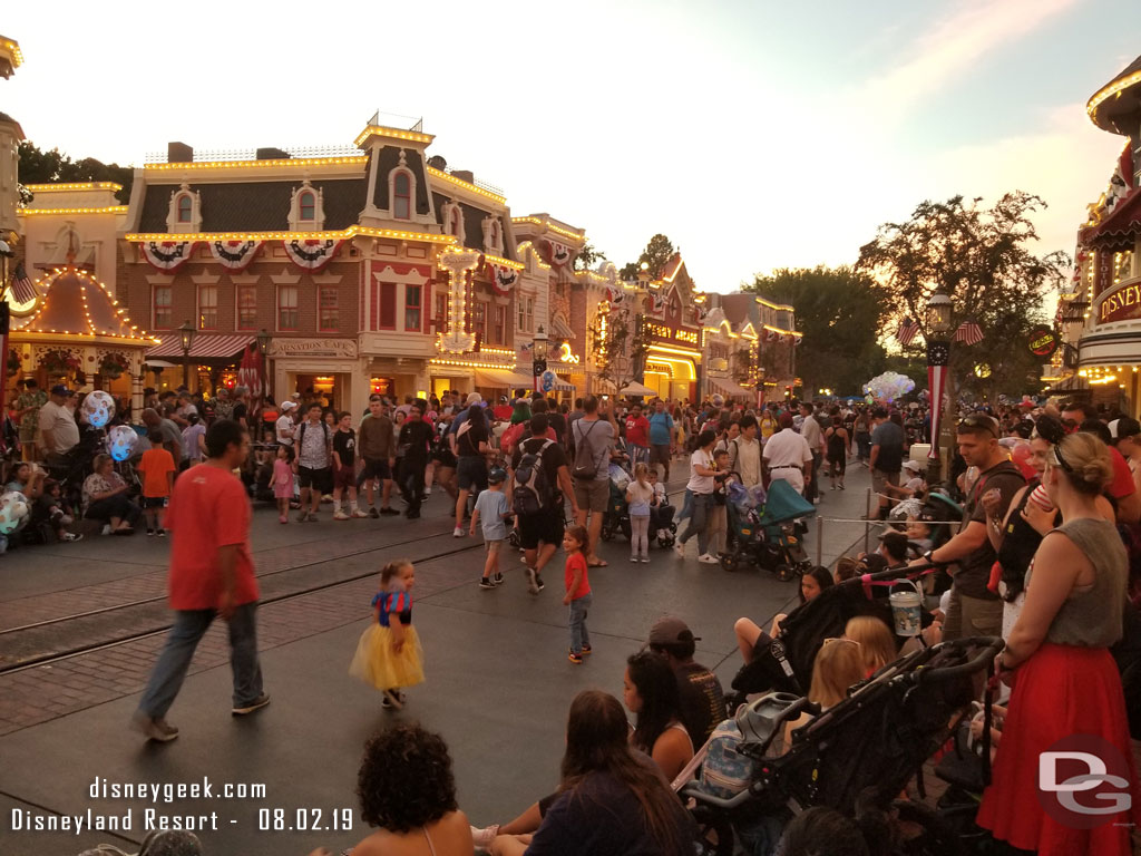 Since Main Street was getting full and I had nothing else on my picture list I decided to find a spot for the parade just after 8pm.