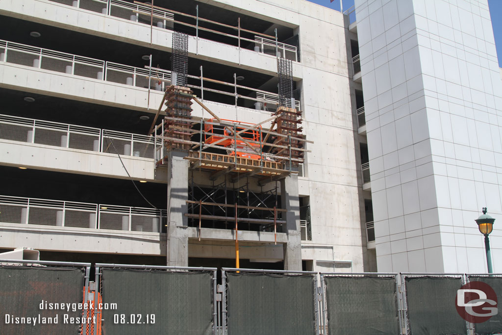 The concrete extension that will lead to the new elevator shaft on the Mickey and Friends Parking structure is rising up.  Forms are installed on the 3rd level and rebar reaches up toward the 4th already.