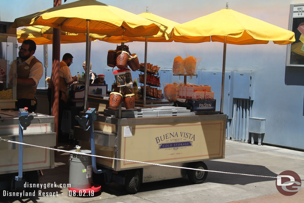 At the entrance to the Hyperion are Buena Vista Street out door carts, surprised the graphics have not been change.  Interesting they sell Lion King and Guardians buckets.. an interesting assortment of items.