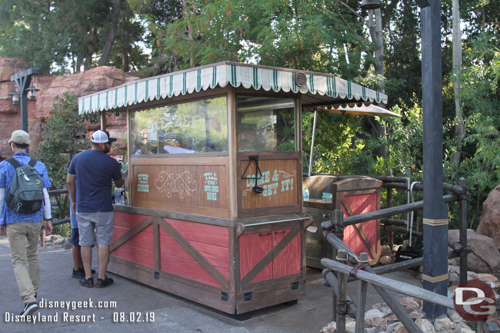 A better look at the relocated Pretzel Cart, this visit in the day light.