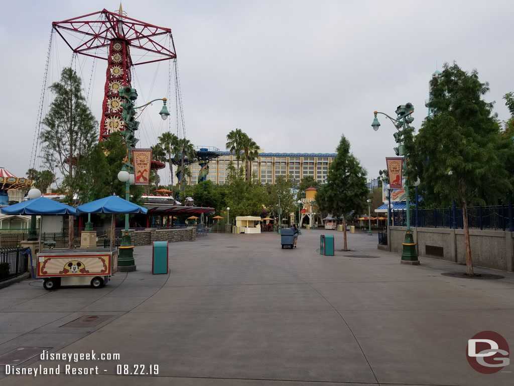 A look around Paradise Gardens Park, it was around 8:22am