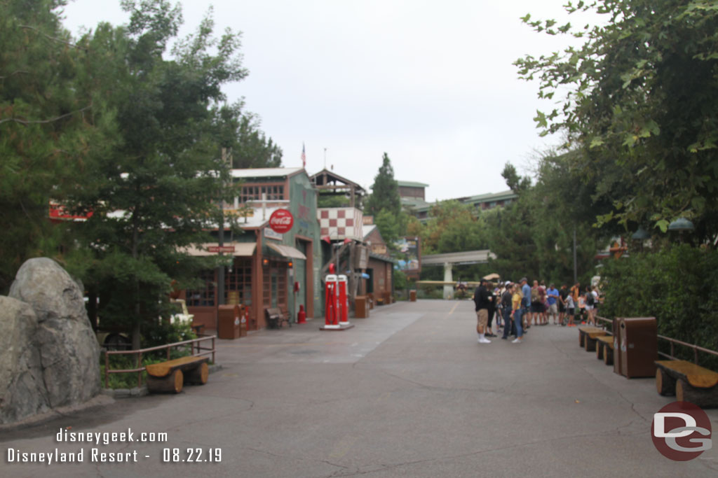 The Soarin queue was out to the walkway.