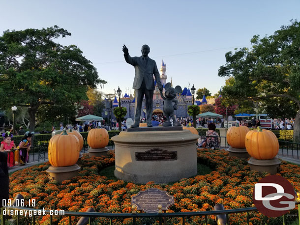 The partners statue and planter