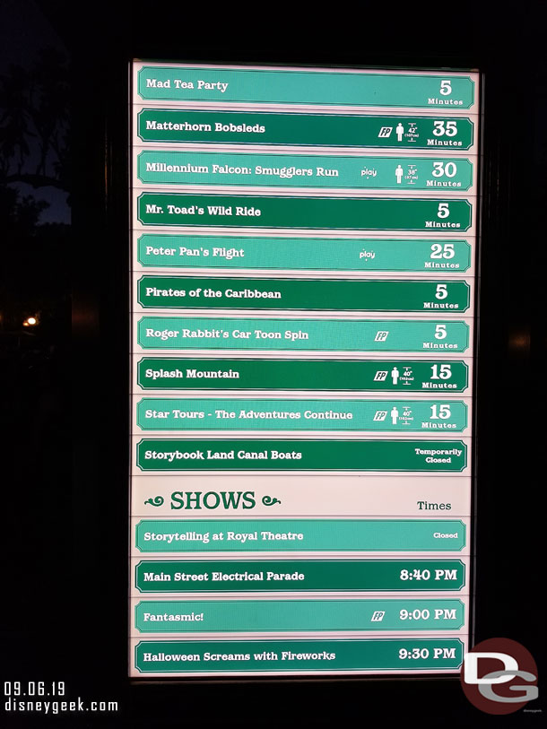 Disneyland waits at 7:43pm