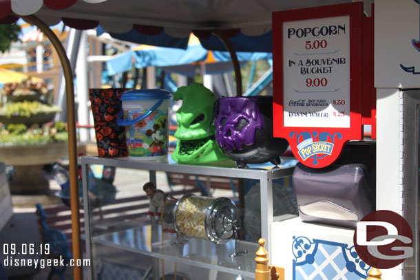 The hot items of the day seemed to be Popcorn buckets.  The lines at many of the stands were long all day.  The Pixar Pier stand had no line when I walked by at 1:30pm