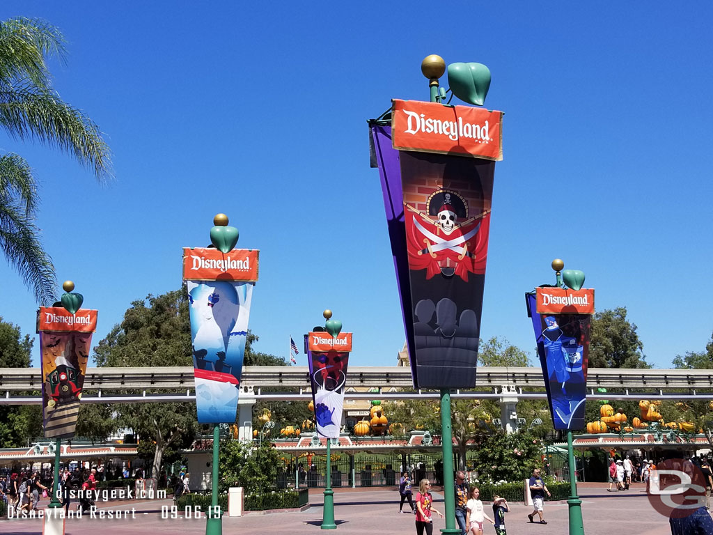 Halloween Time Banners in the Esplanade.