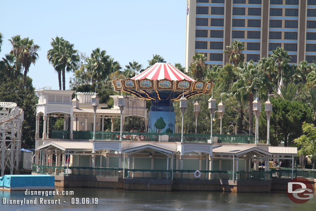 Mickey is still MIA from the Silly Symphony Swings