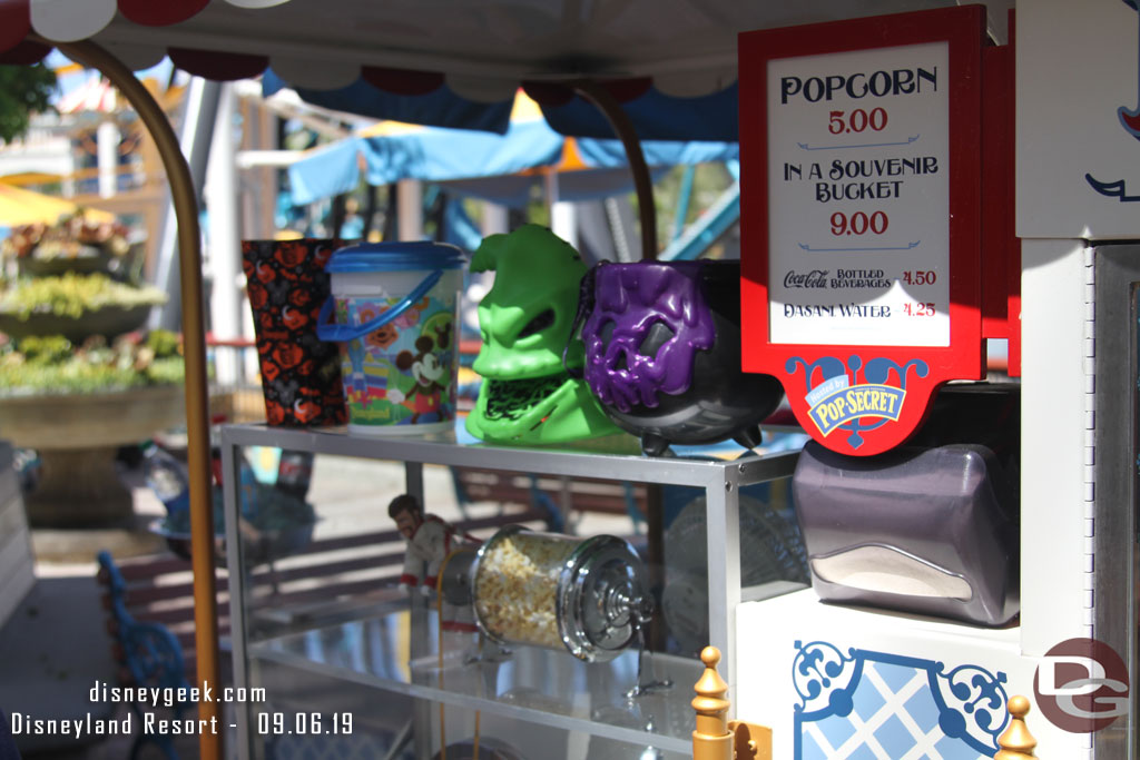 The hot items of the day seemed to be Popcorn buckets.  The lines at many of the stands were long all day.  The Pixar Pier stand had no line when I walked by at 1:30pm