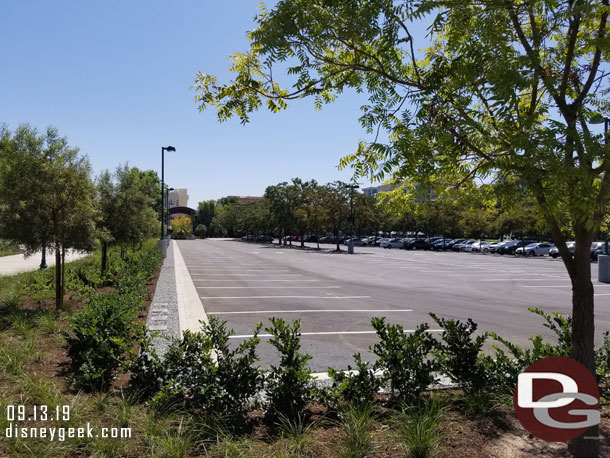 The parking lot. In the distance you can see the Monorail Station and beyond it the Paradise Pier Hotel.