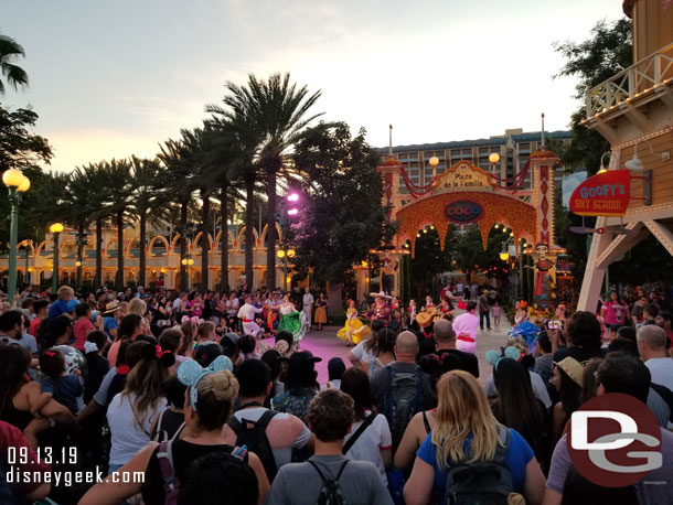 A good size crowd, as usual, for the Musical Celebration of Coco.  The show is performed 8-10 times a day depending on the day.