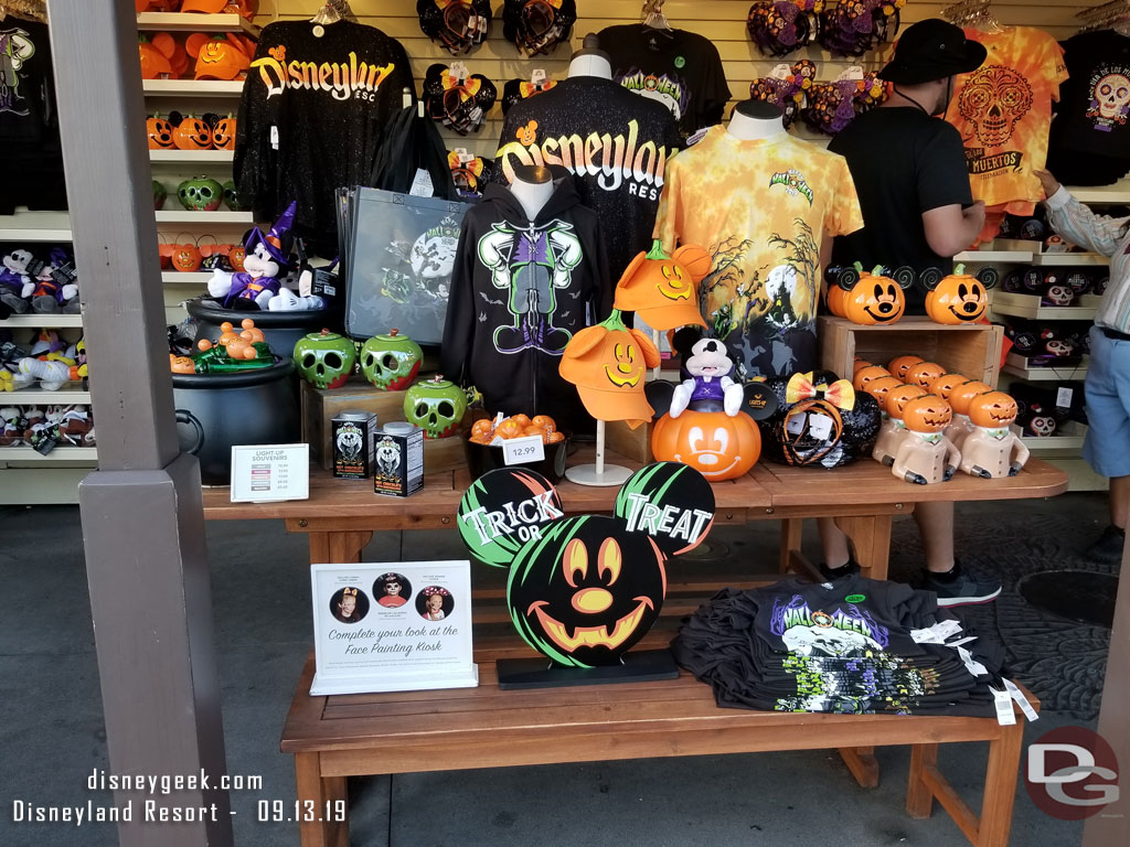 Halloween Merchandise took over the former Lion King kiosk across from Paradise Gardens Park near the Little Mermaid.