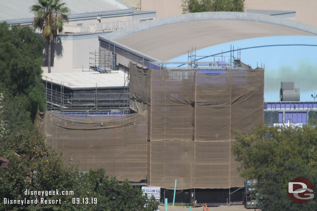 Panning from left to right across the site.