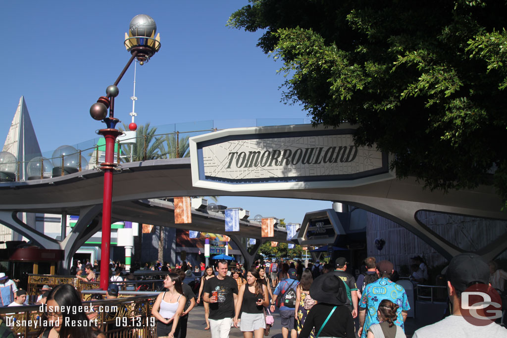 Returned to Disneyland and made my way into Tomorrowland.