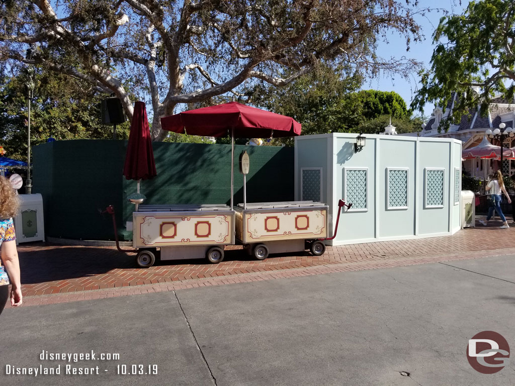 Walls now encircle almost all the planters and walkways on the east (right/Tomorrowland) side of the hub.  