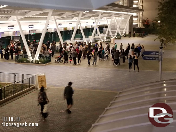 A better view of the lines from the escalator.