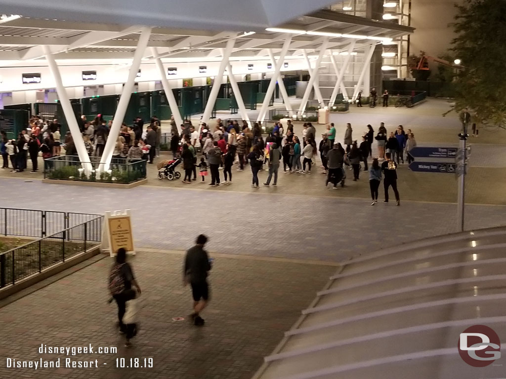 A better view of the lines from the escalator.