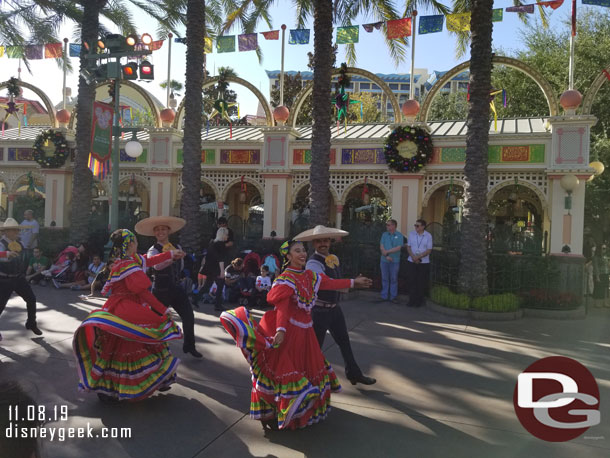 Showtime for Viva Navidad! Street Party.