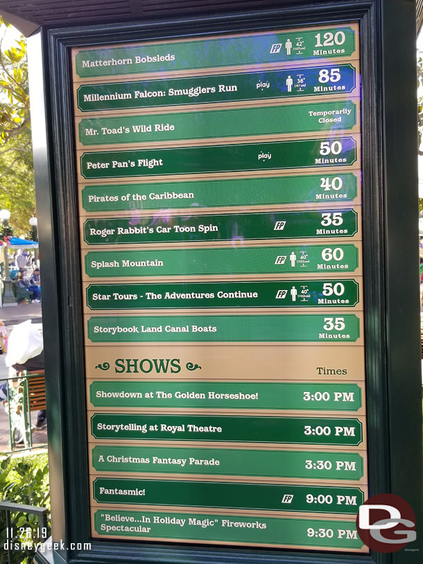 Disneyland wait times at 1:49pm