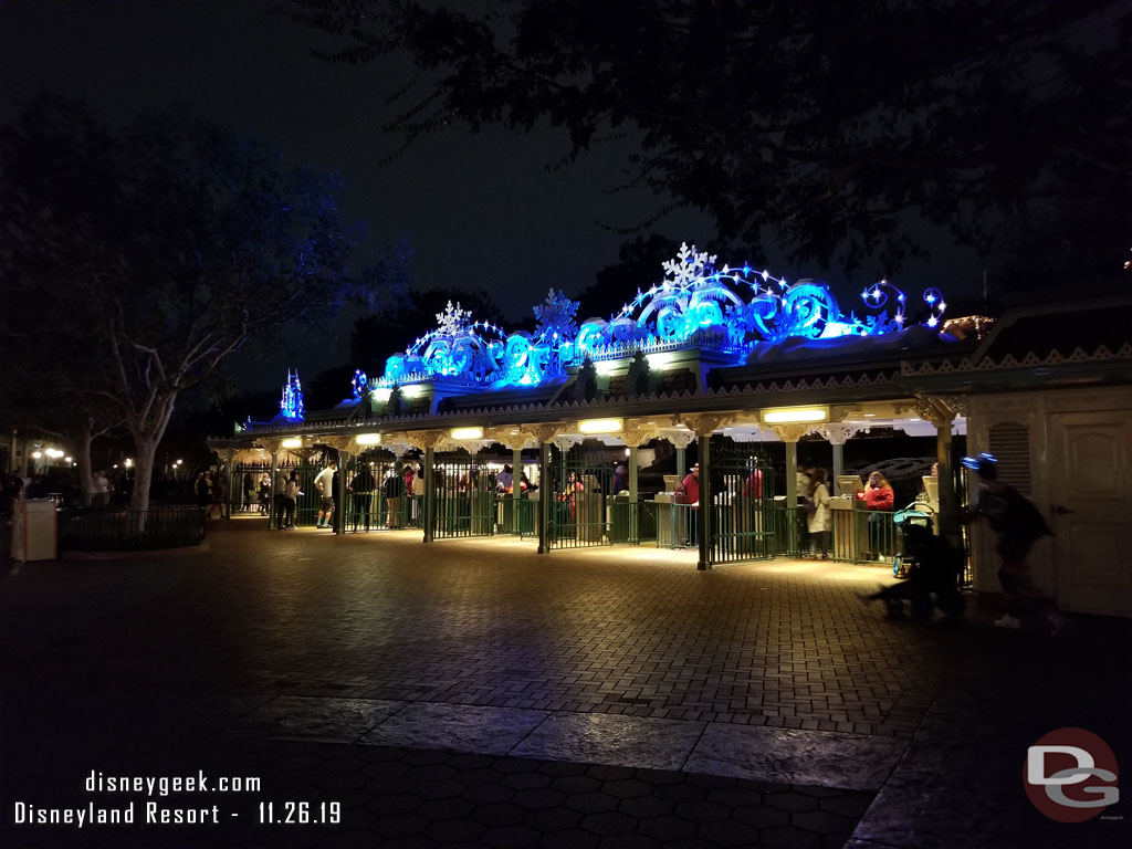 8:36pm and plenty of gates open to enter the park, no waits this evening to park hop.