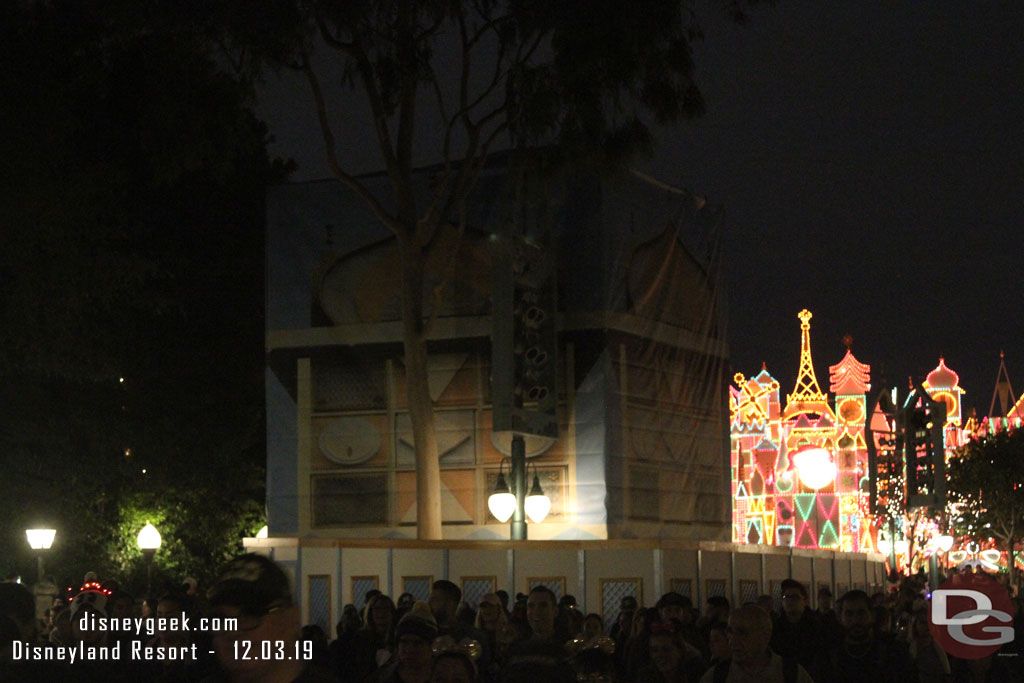 Scaffolding up on the first tower in the small world mall area.