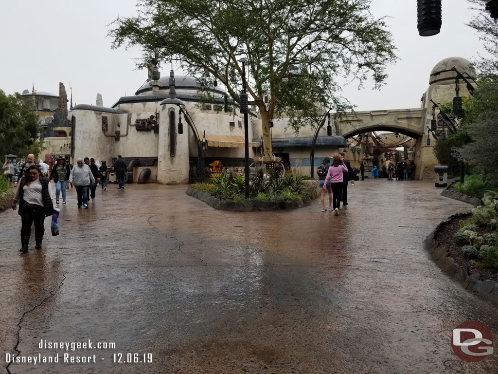 Raining on Batuu too.