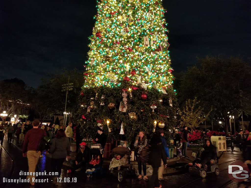 A closer look at the Christmas tree section that was not working.