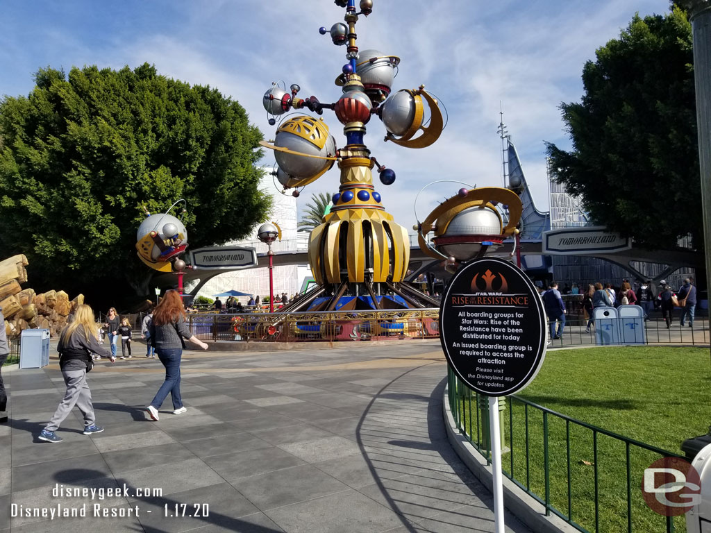 Found this to be an interesting placement for a Rise of the Resistance sign too. Guess some guests still think its in Tomorrowland?