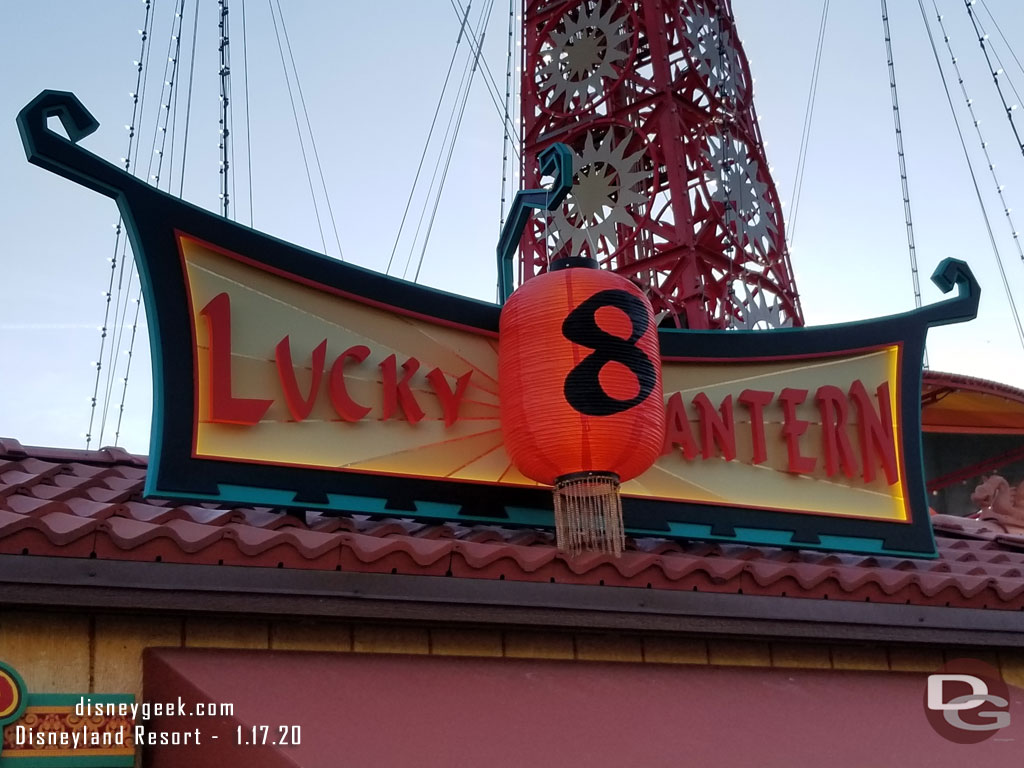 Lucky 8 Lantern