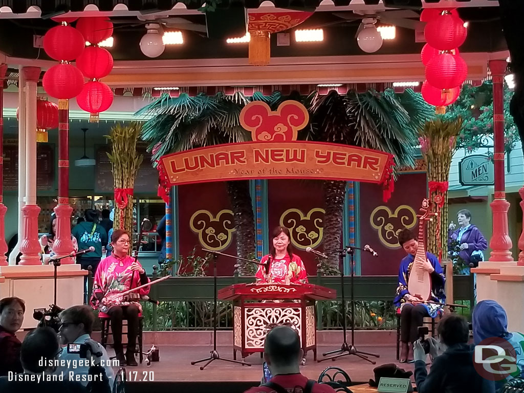 Melody of China performing