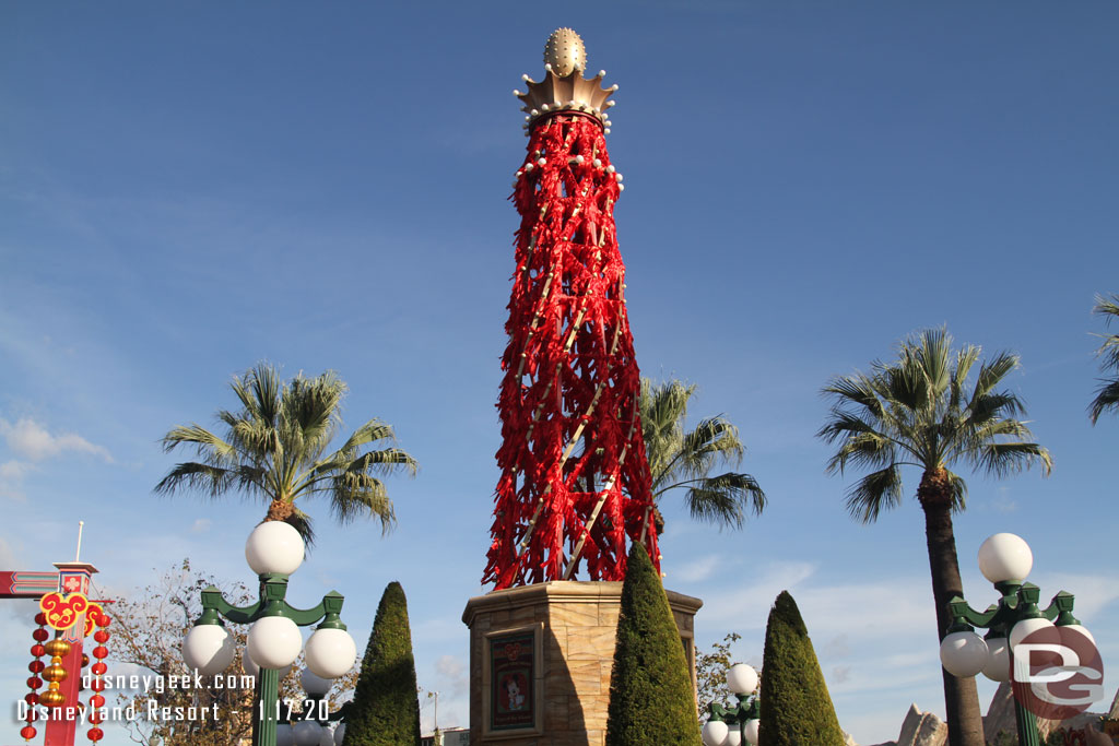 The Obelisk is decorated for the celebration.