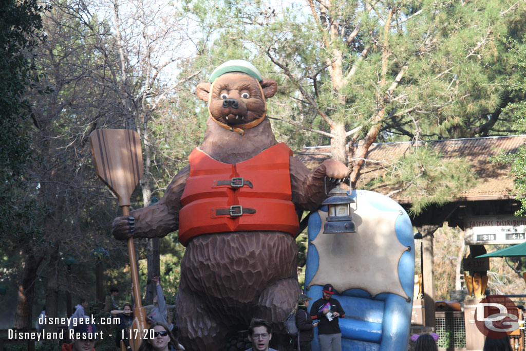 No wait for Grizzly River Run today. It topped out in the mid 60s but dropped quickly to the 50s.