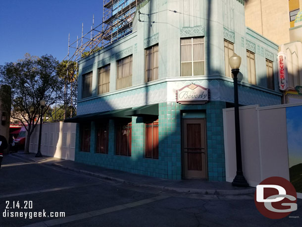 Looking up Sunset walls around the Captain America photo location.