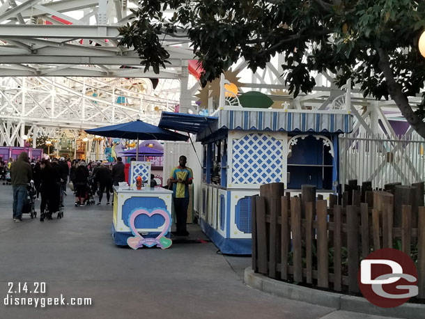 Valentine's Day photo props at the Chiller at Paradise Gardens Park