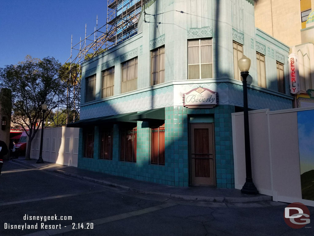 Looking up Sunset walls around the Captain America photo location.