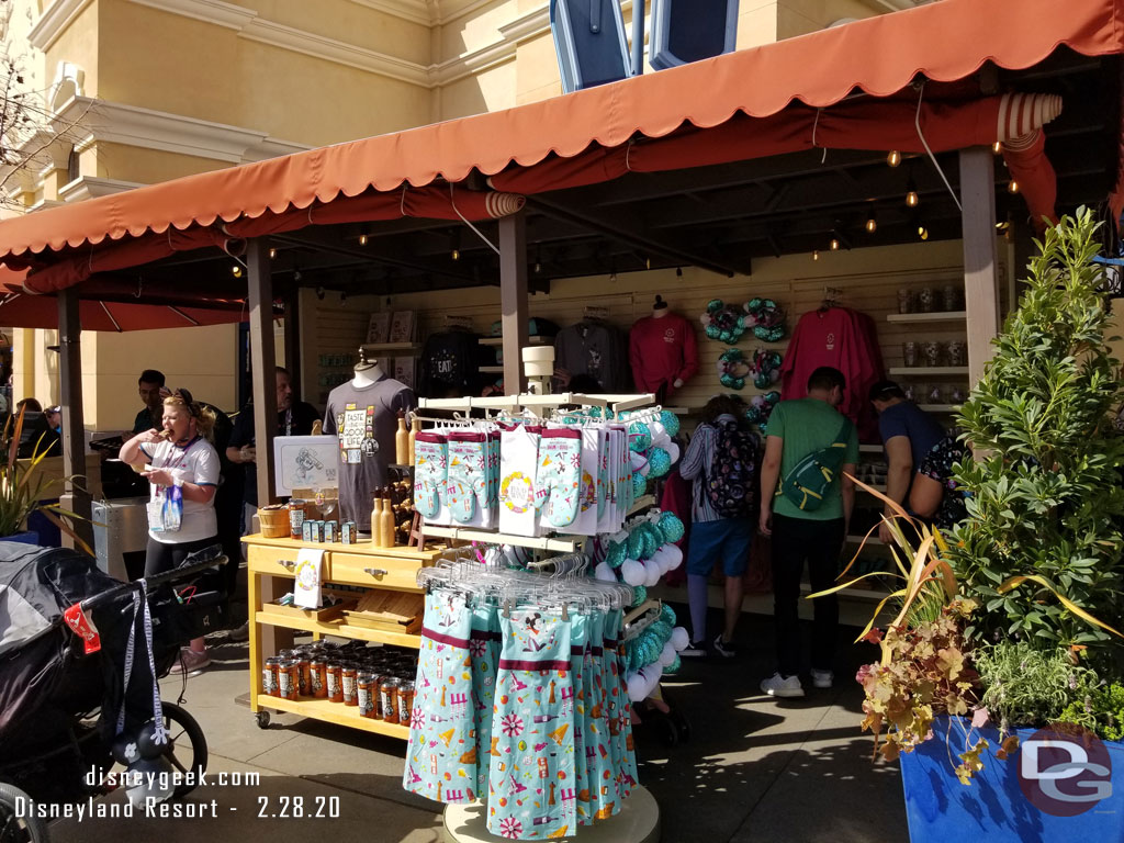 Disney California Food & Wine Festival Merchandise is available at a kiosk near Paradise Park (as well as in Hollywood Land).