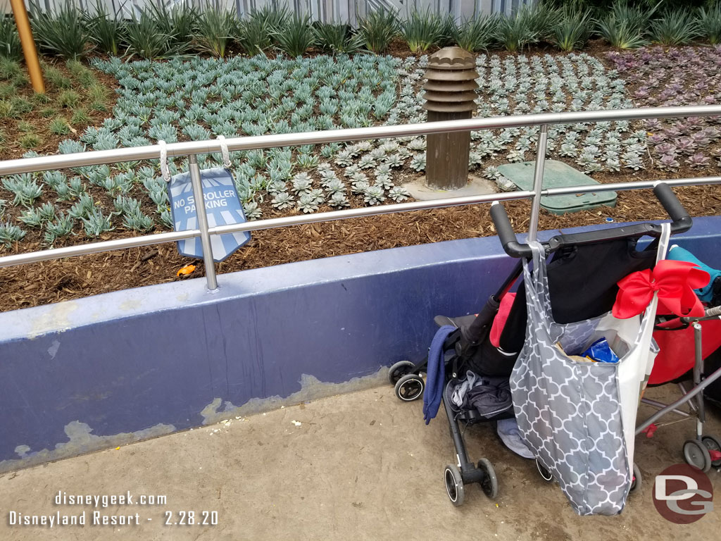 Well no strollers are parking directly in front of the sign.. but I think the sign was meant for the entire area.